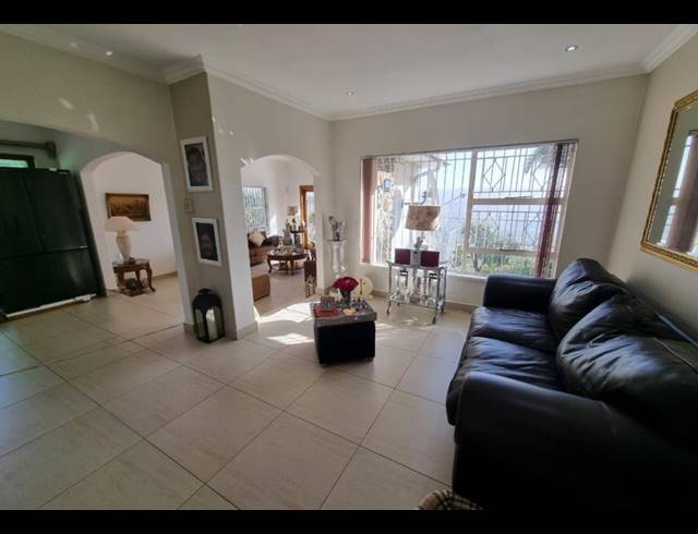 3 BEDROOM HOUSE FOR SALE IN GLENVISTA